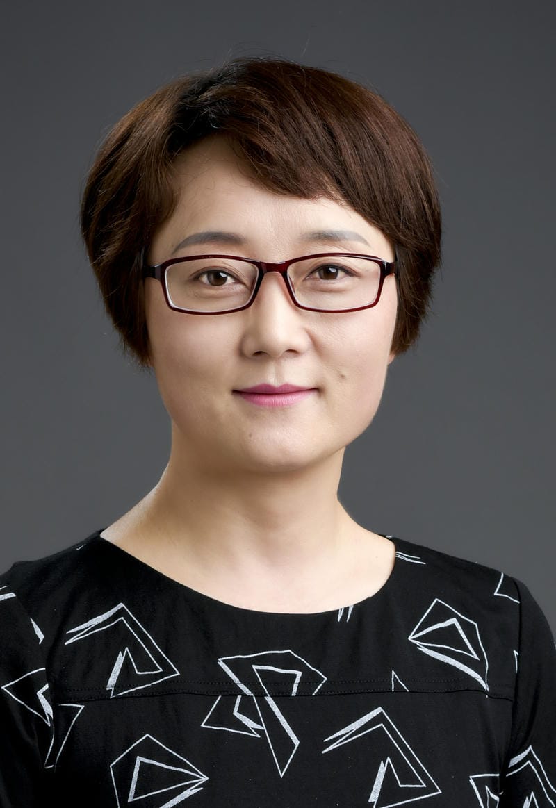 ZHOU Qiaoying