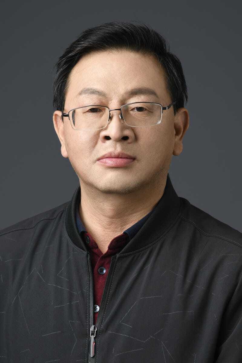 LU Weizhong